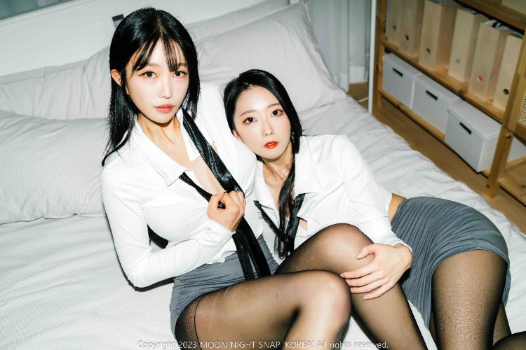 Moon Night Snap - Jucy (쥬시) x Mona (모나) - Stick [86P／353MB]